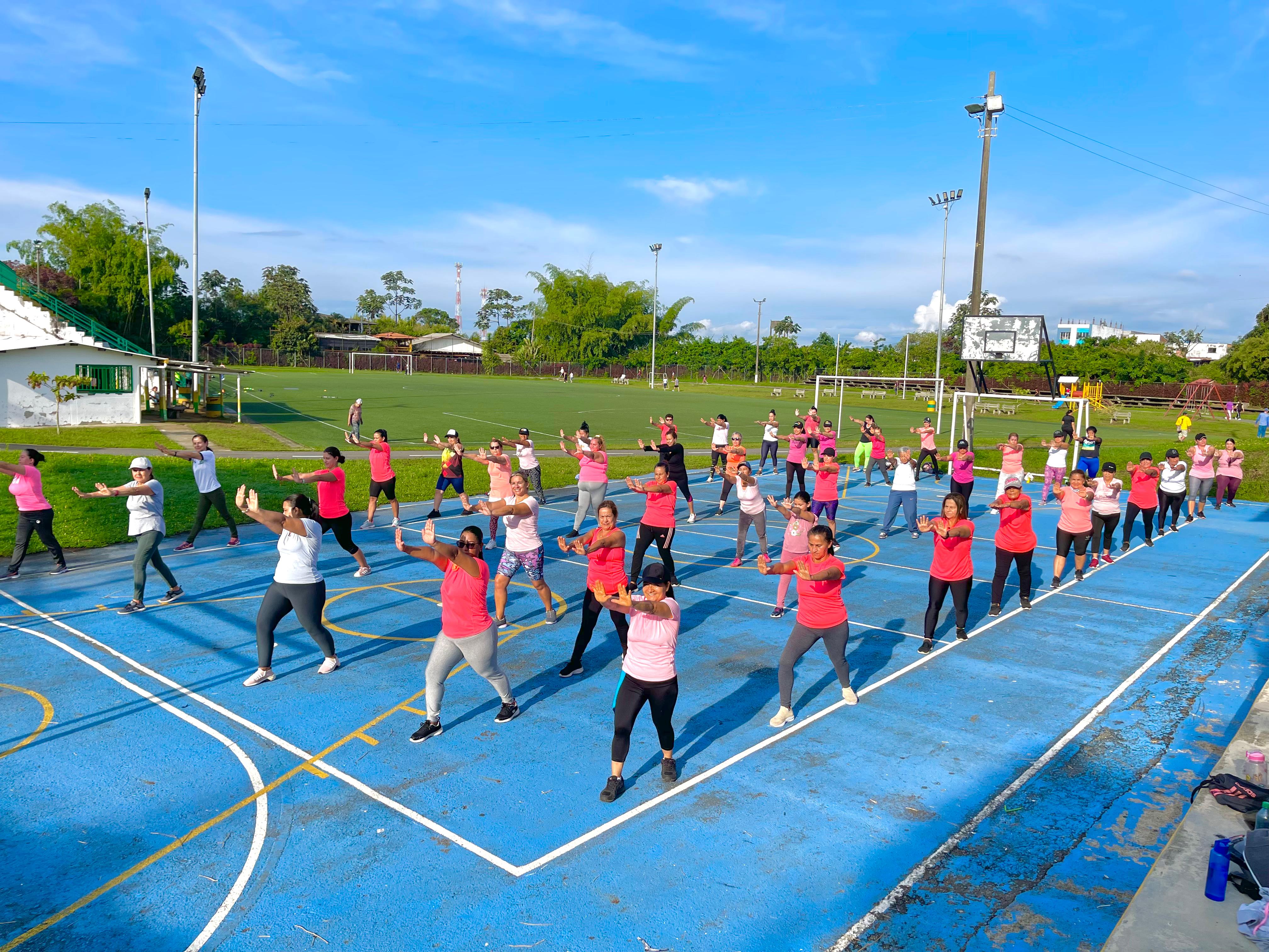 100 DÍAS DE ACTIVIDAD FÍSICA Y HÁBITOS DE VIDA SALUDABLES PARA LOS QUINDIANOS